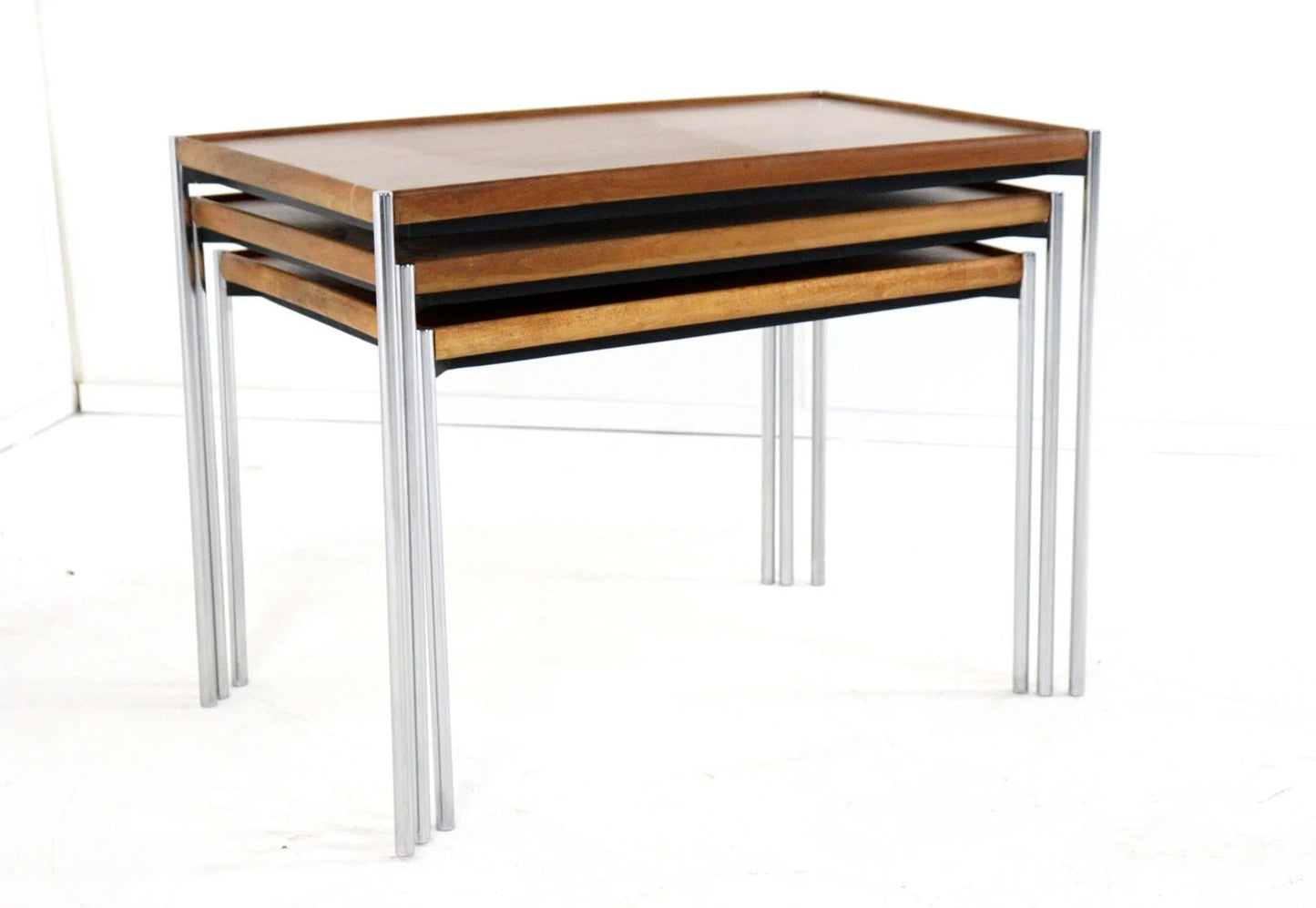 Set of 3 nest of tables Lämmle and Co with turnable tops - COLLECTORS RDAM
