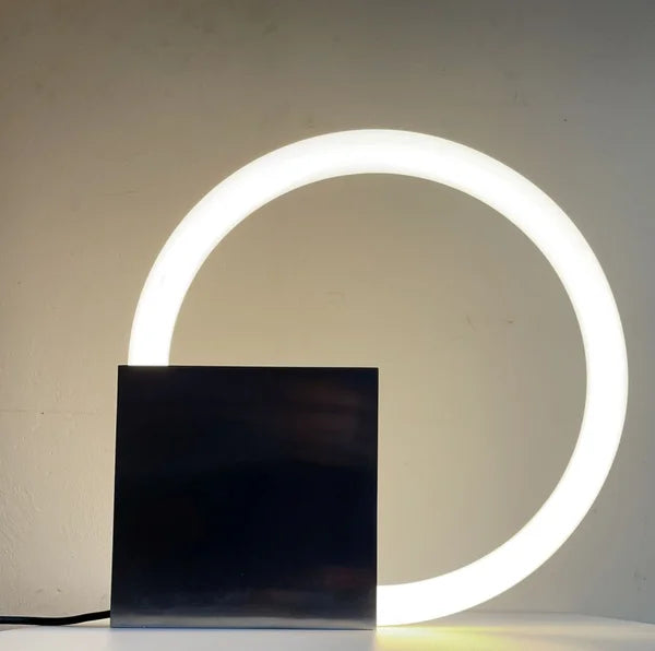 Aldo van den Nieuwelaar TC6 table light for Galerie Swart - Volt design Gallery