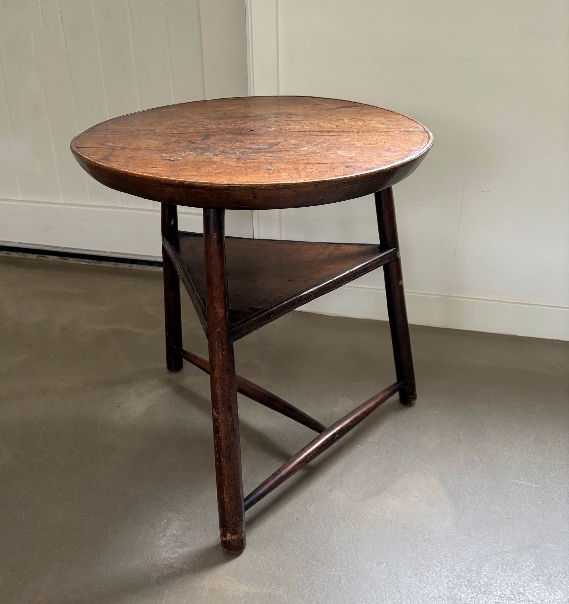 Antique wooden tripod side - table, late 18th century, Belgium - COLLECTORS RDAM