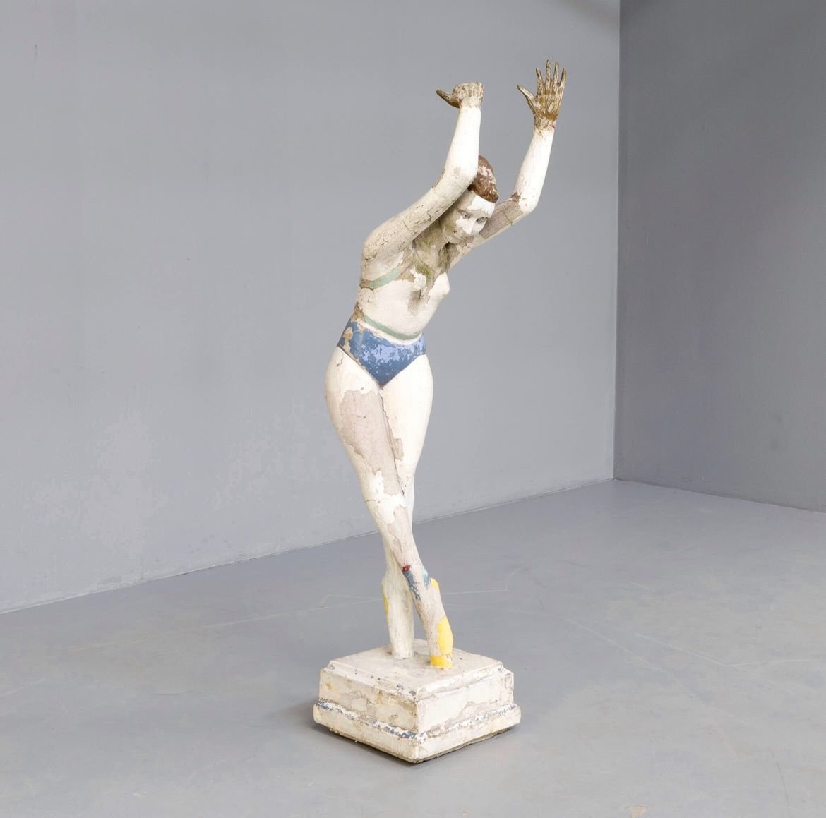 Beautiful statue of a ballerina, Paris, France, 1st half 20th century - COLLECTORS RDAM
