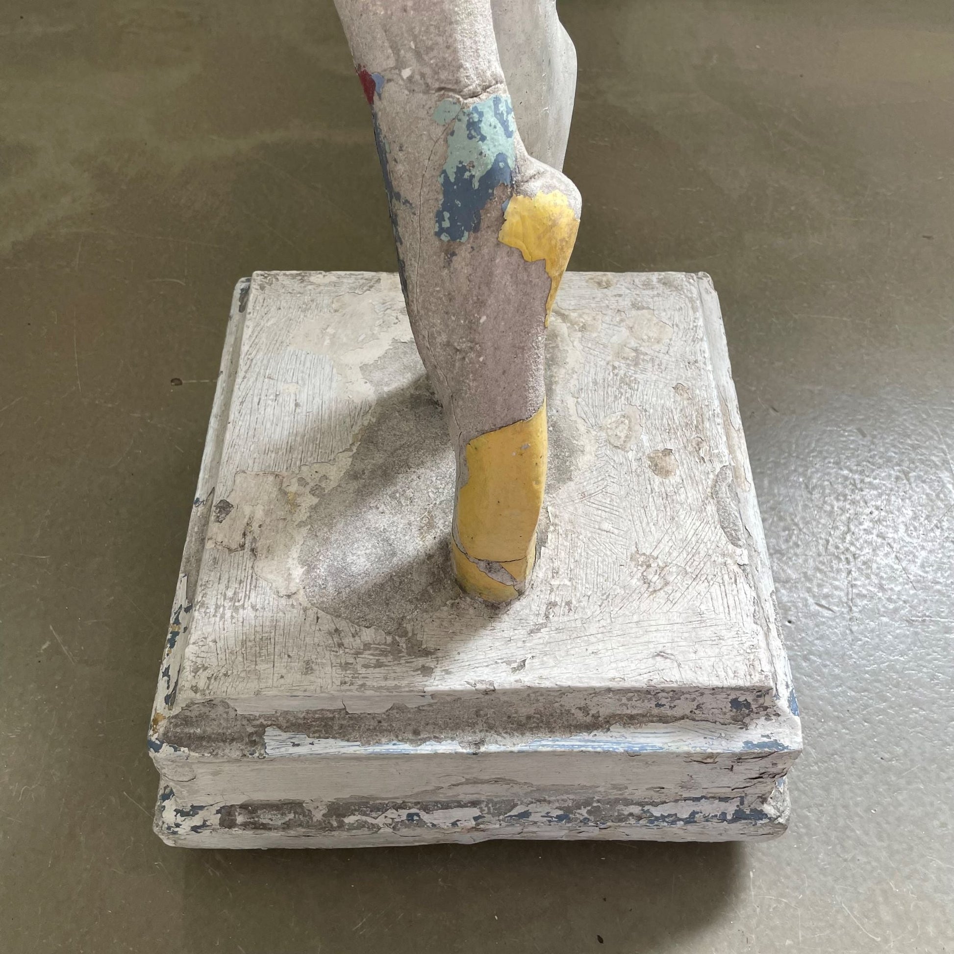 Beautiful statue of a ballerina, Paris, France, 1st half 20th century - COLLECTORS RDAM