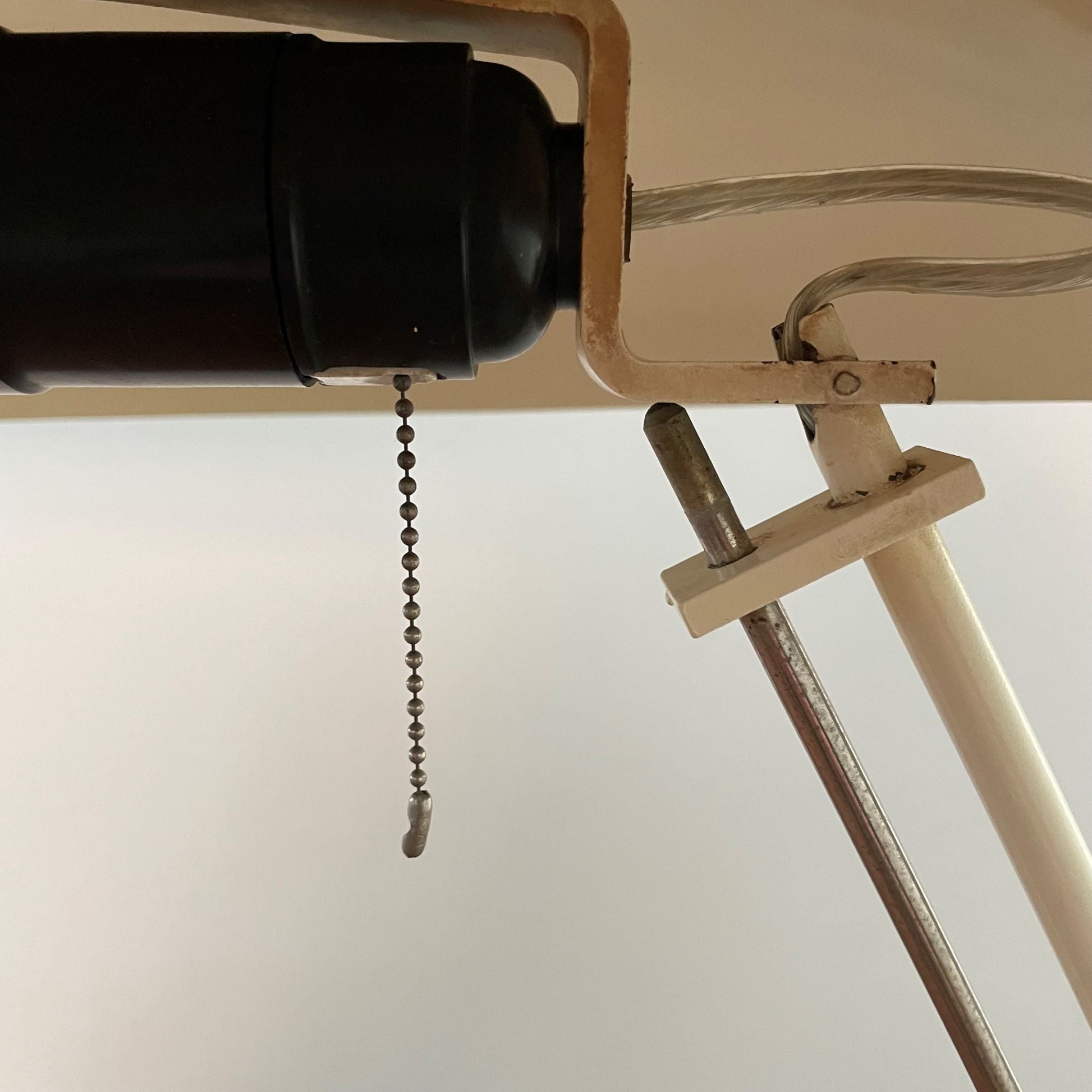 Nedalo industrial table lamp, Dutch design, 1950s - COLLECTORS RDAM