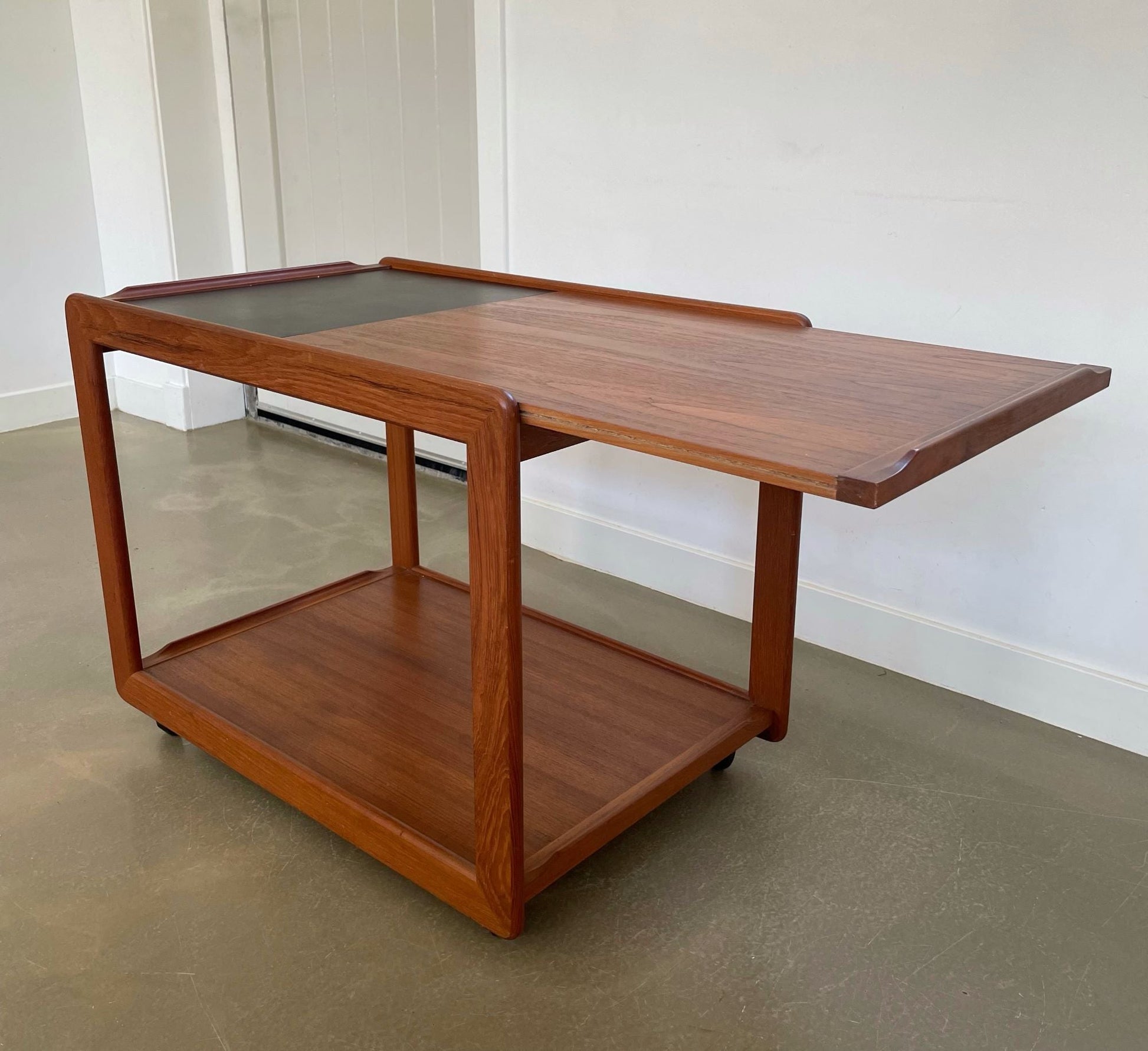 Scandinavian design teak bar cart, trolley, side table, 1960s - COLLECTORS RDAM